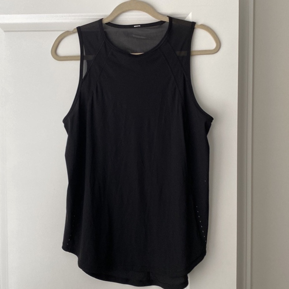 Lululemon Sculpt tank